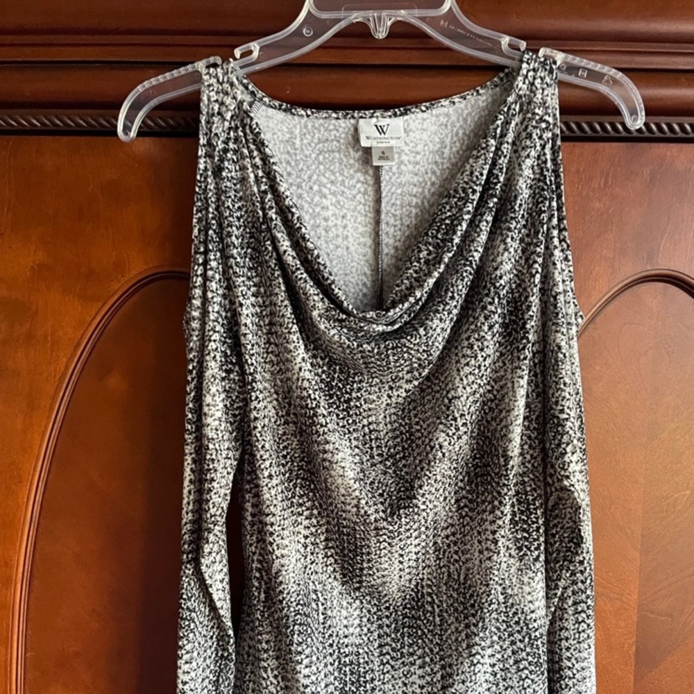 Worthingtin cold shoulder top